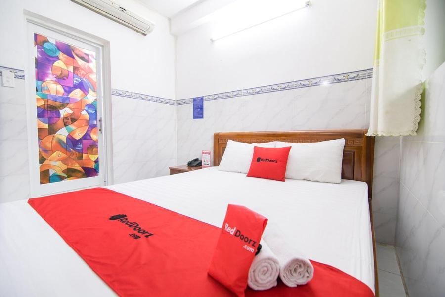 Hôtel Reddoorz Hoang Tuan à Hô Chi Minh-Ville Extérieur photo
