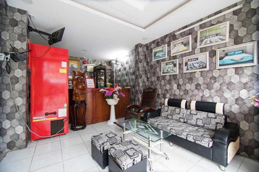 Hôtel Reddoorz Hoang Tuan à Hô Chi Minh-Ville Extérieur photo